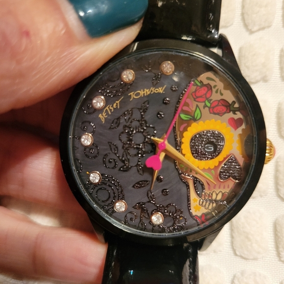 NWT Betsey Johnson Skeleton Watch - Picture 5 of 12